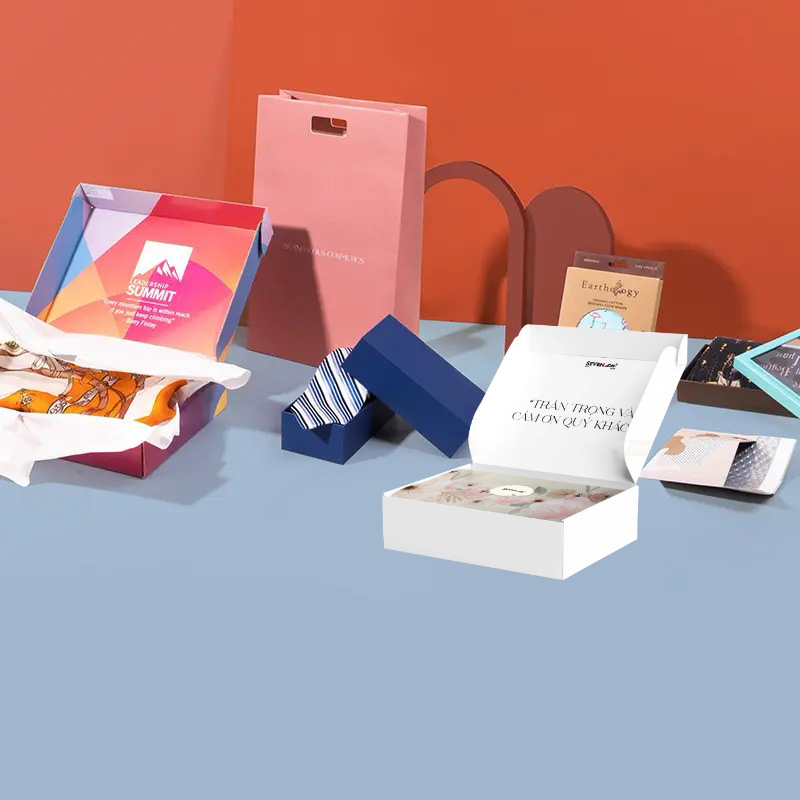 Banner Hộp quần áo thời trang tùy chỉnh - mobile